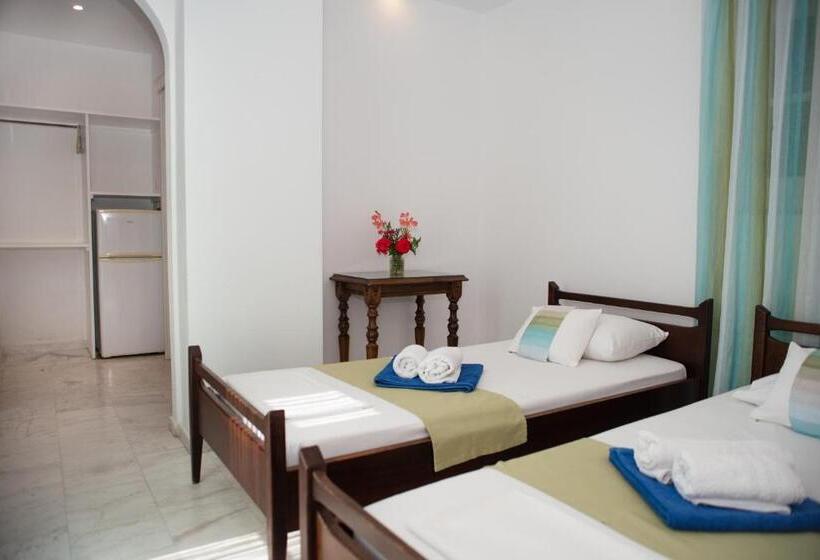 غرفة عائلية مطلّة علي البحر, Adonis Hotel Naxos
