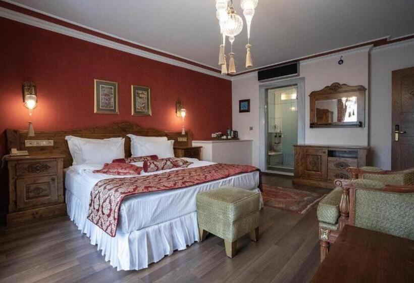 Superior Room King Size Bed, Garden House Hotel   Special Class