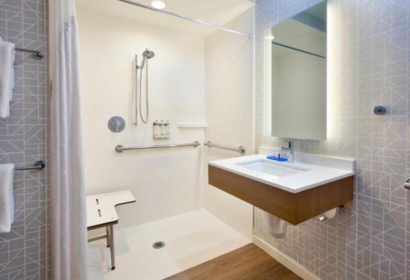 适合残疾人使用的标准间, Holiday Inn Express Absecon Atlantic City Area, An Ihg