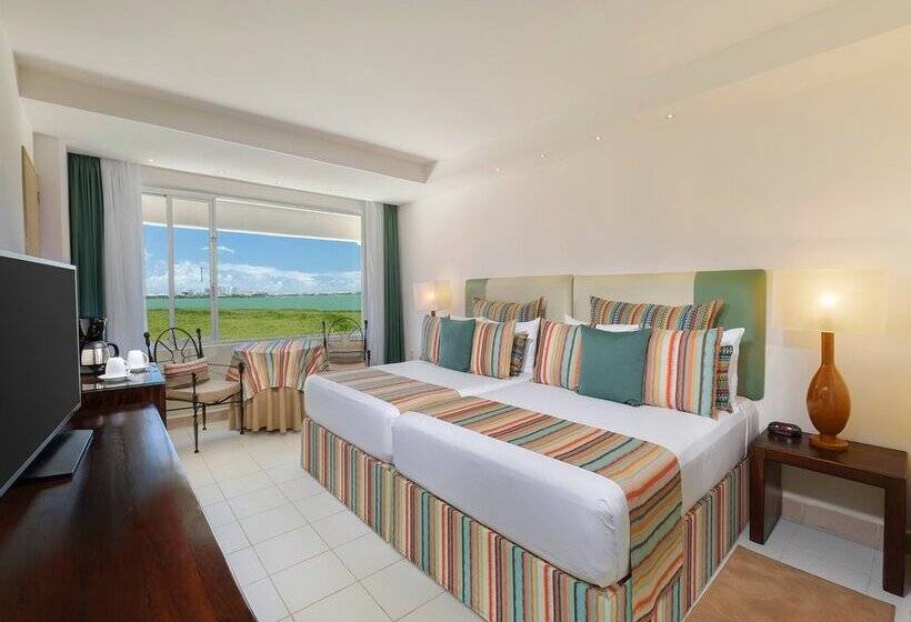 Családi Suite, Grand Oasis Palm