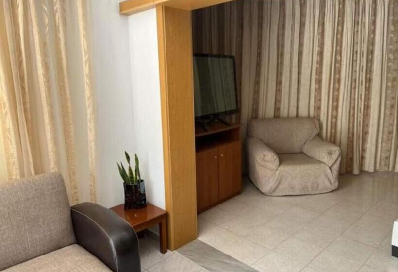 اتاق خانوادگی با چشم‌انداز باغ, Family House Faliraki Studios Apartments