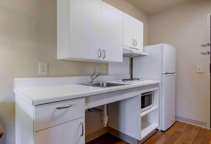 Студия Стандарт, Extended Stay America Suites   Orlando   Lake Mary   1036 Greenwood Blvd