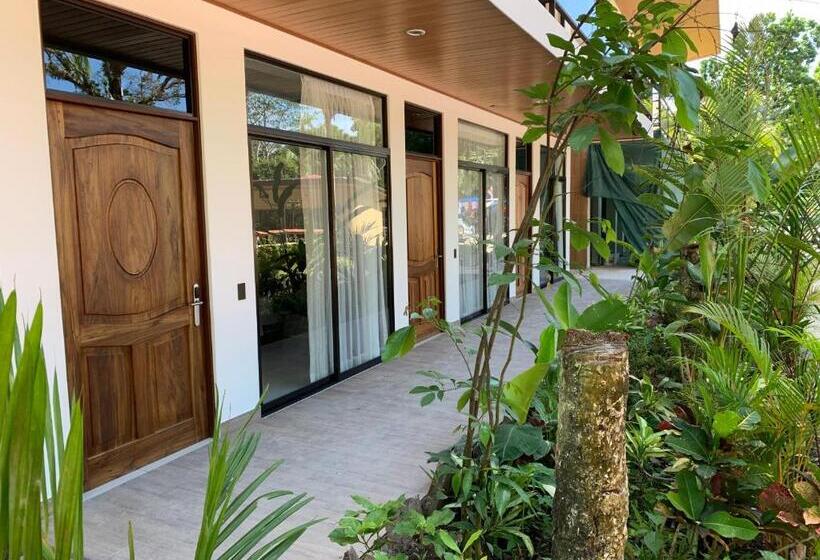 Номер Deluxe Кровать Кинг, Manuel Antonio Park