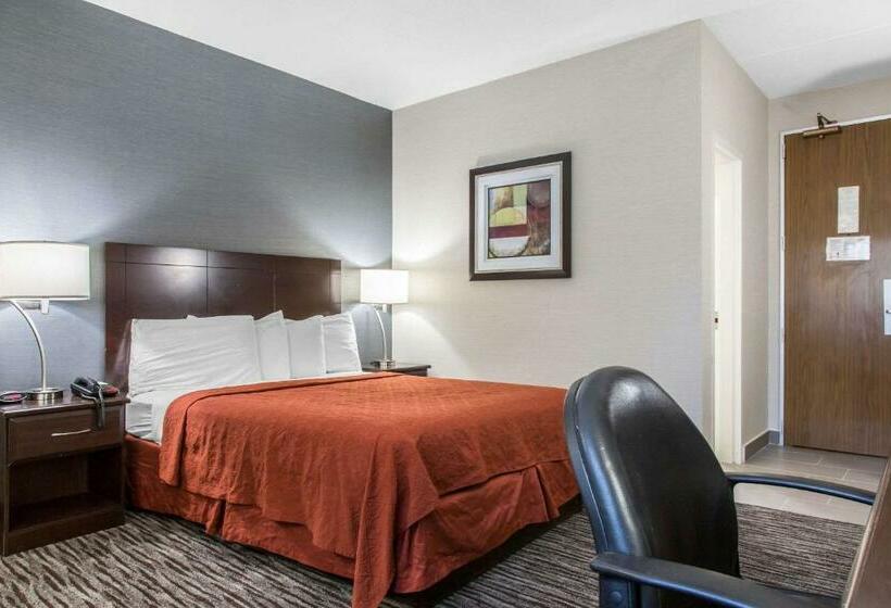 اتاق استاندارد, Quality Inn & Suites Danbury Near University