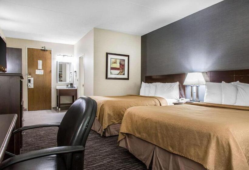 اتاق استاندارد, Quality Inn & Suites Danbury Near University