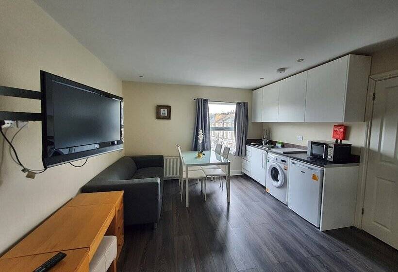 Студия Стандарт, W6