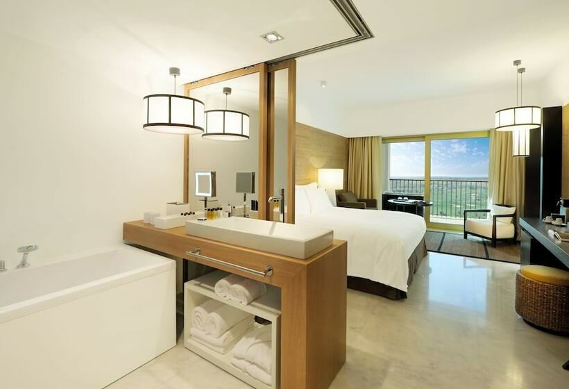 Quarto deluxe vista jardim, Anantara Vilamoura Algarve Resort