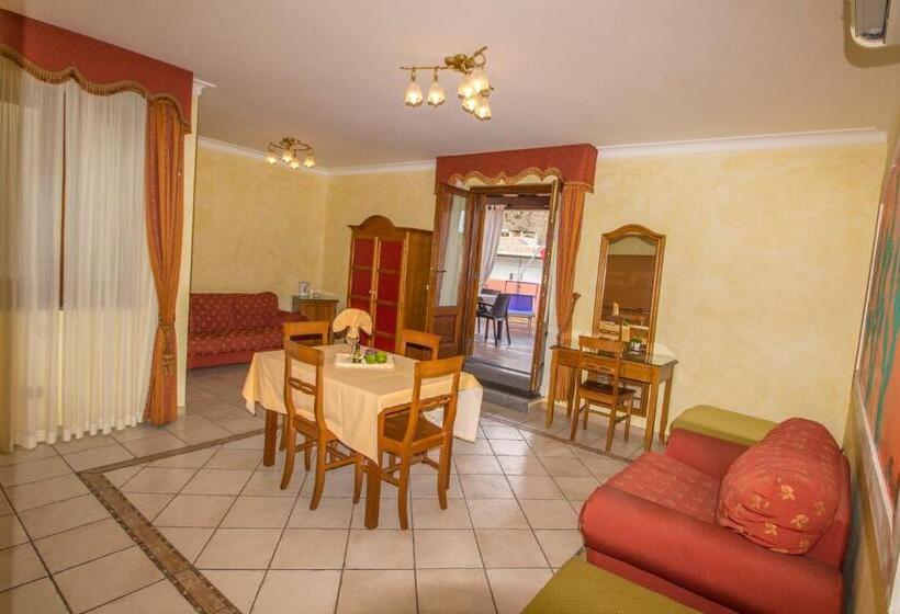 디럭스 스튜디오, Residence Alberghiero Eolie