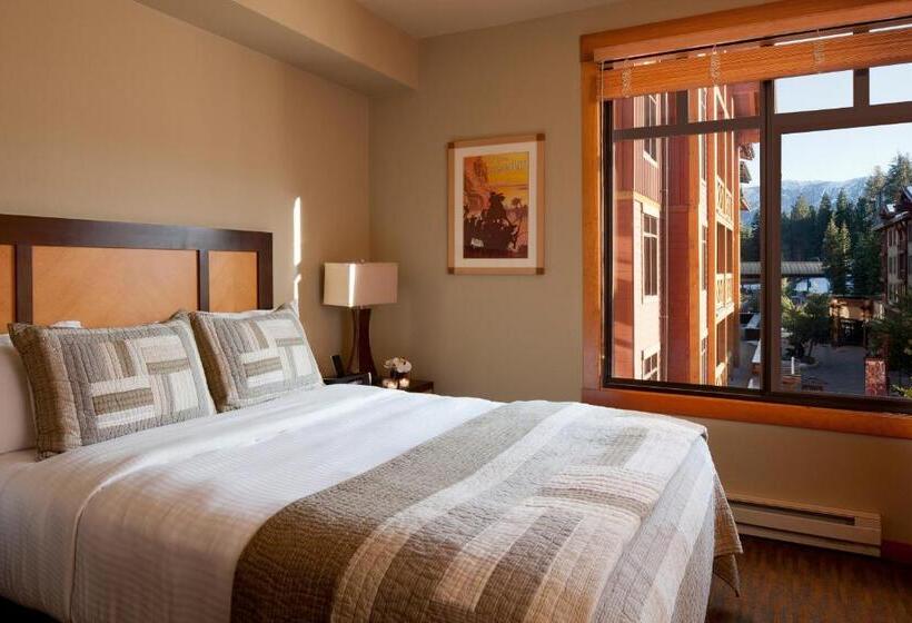 Апартаменты 2 Спальни, The Village Lodge