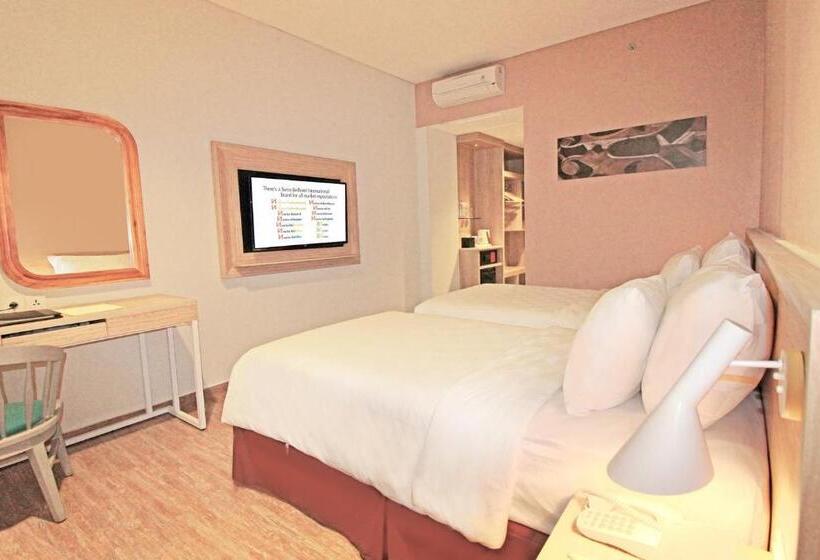 Номер Deluxe, Swiss Belhotel Manokwari