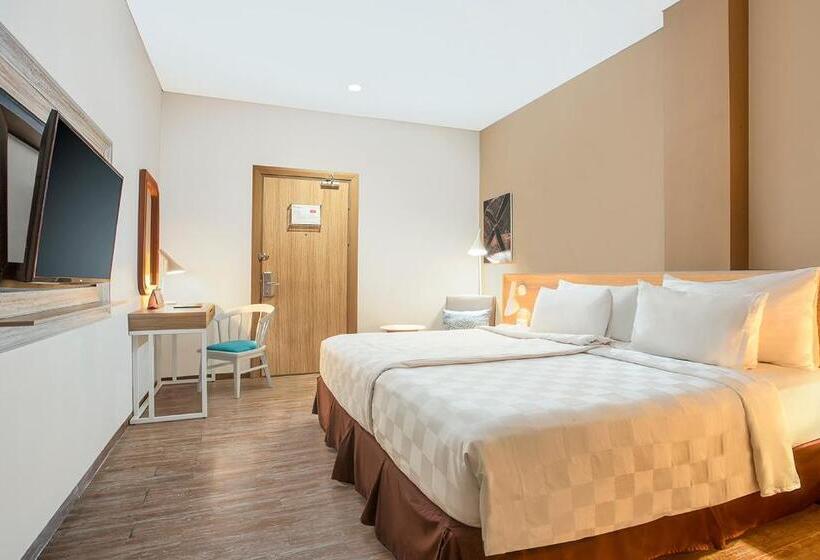 Номер Deluxe, Swiss Belhotel Manokwari