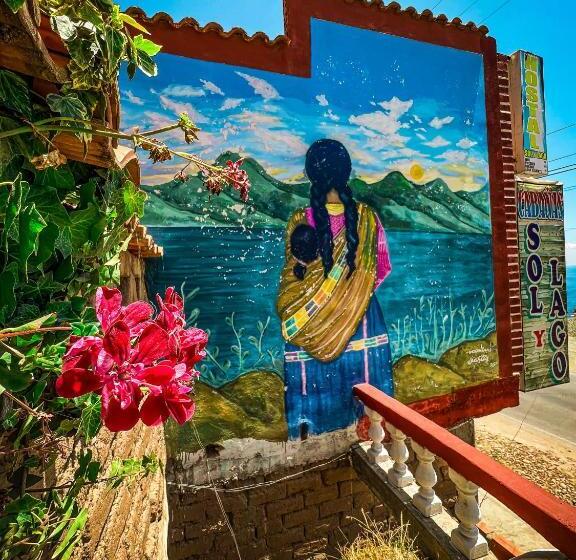 Family bungalow with lake view, Hostal Sol Y Lago