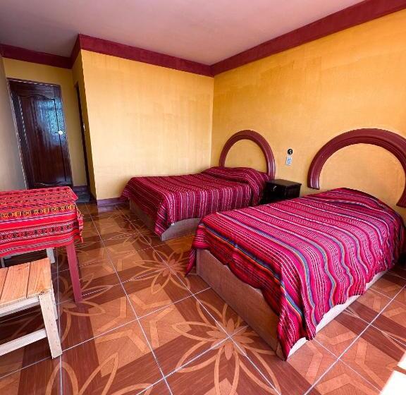 اتاق استاندارد با چشم‌انداز دریاچه, Hostal Sol Y Lago