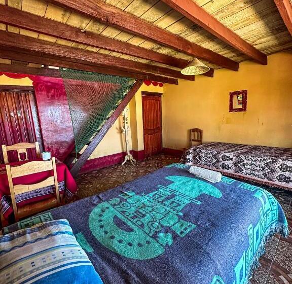 Family bungalow with lake view, Hostal Sol Y Lago