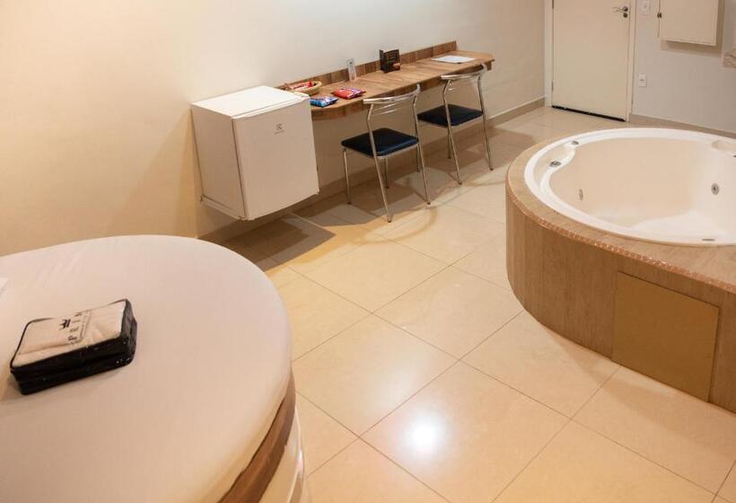 اتاق استاندارد با وان آب گرم, Prime Motel Campinas