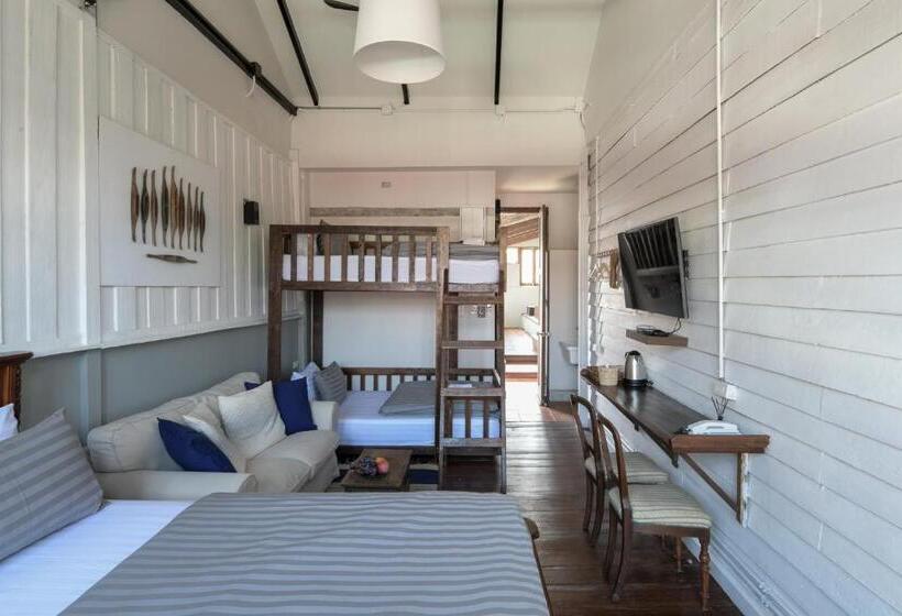 Семейный Номер Deluxe, Velawarin