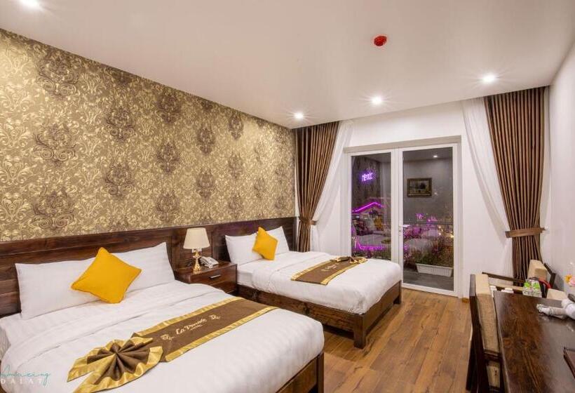 اتاق لوکس خانوادگی, La Pense E Hotel   Dalat