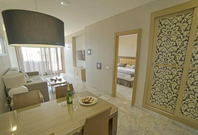 Junior Suite met Uitzicht op Zee, Holiday World Polynesia