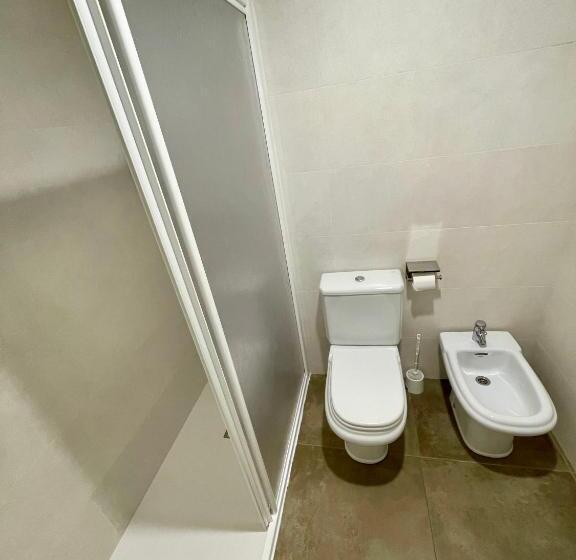 Habitación Cuádruple Estándar, Pensión Txiki Polit