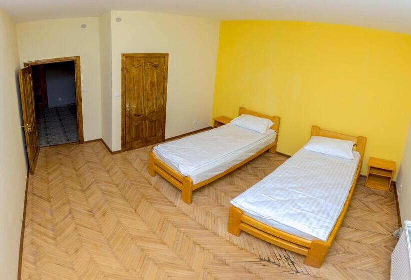 Номер Стандарт, Dream Hostel Carpathians Rakhiv