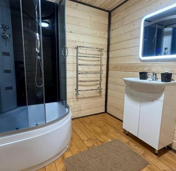 Номер Deluxe, верховинський водограй