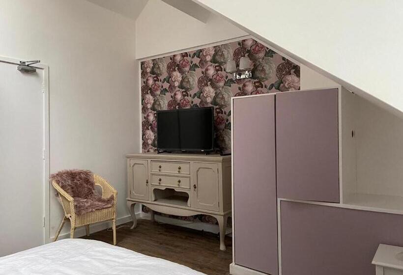 Номер Стандарт Вид на Сад, Croydon Hall