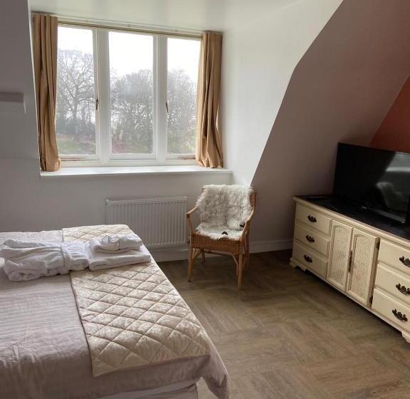 Номер Deluxe Кровать Кинг, Croydon Hall