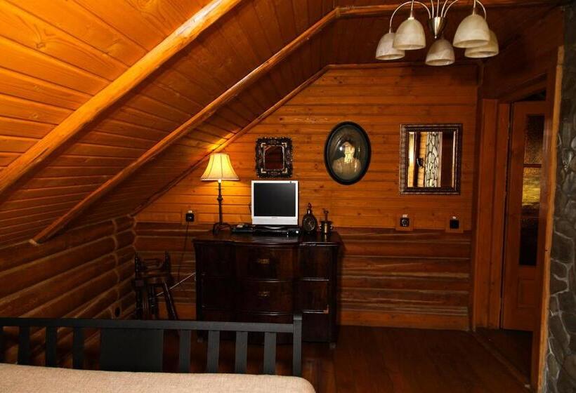 Family Suite, Khatky Ruslany