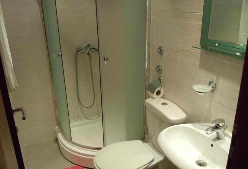 استودیوی استاندارد با چشم‌انداز دریا, Vila Maslina Guesthouse