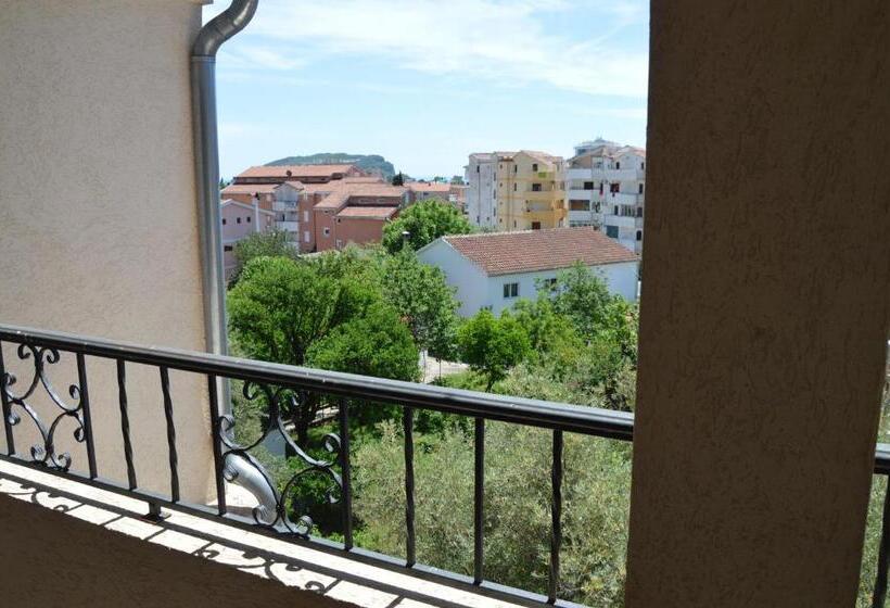 استودیوی استاندارد, Vila Maslina Guesthouse