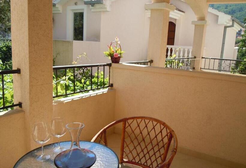 اتاق استاندارد سه نفره, Vila Maslina Guesthouse