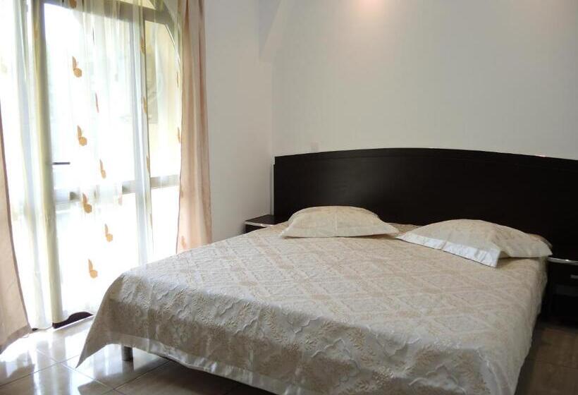 اتاق استاندارد با بالکن, Casa Meyra