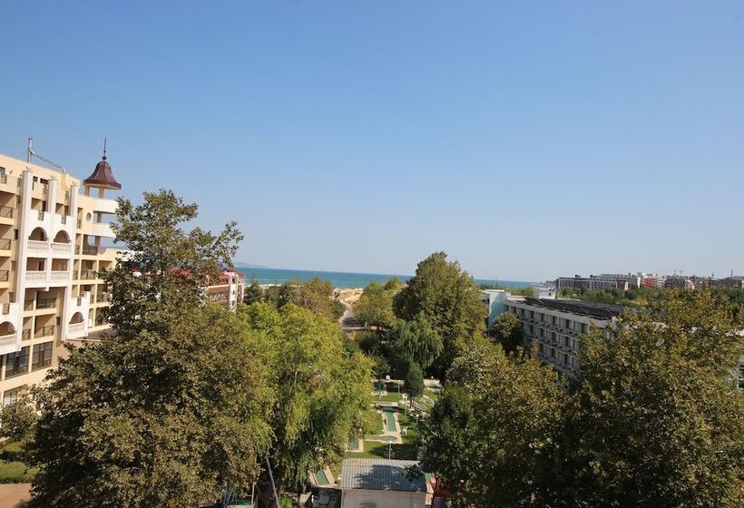 استودیوی استاندارد با چشم‌انداز دریا, Menada Apartments In Sunny Beach
