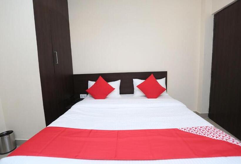 Трехместный Номер Классика, R K International Near Gautam Buddha Park
