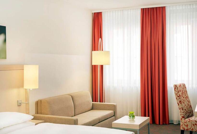 Семейный Номер, H+ Hotel München