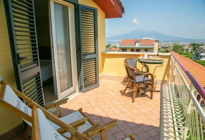 Quarto Deluxe com Sacada, Perla Beach Stabia B&b