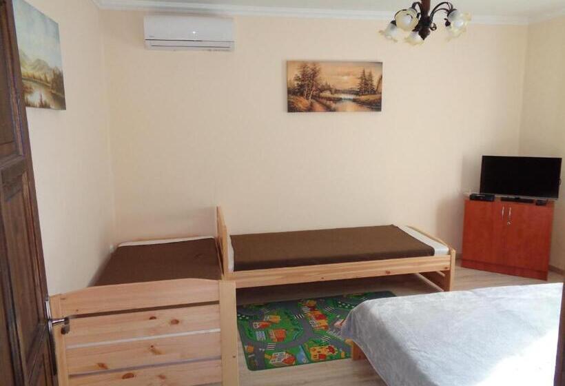 خانه 2 خوابه, Otthon Apartman