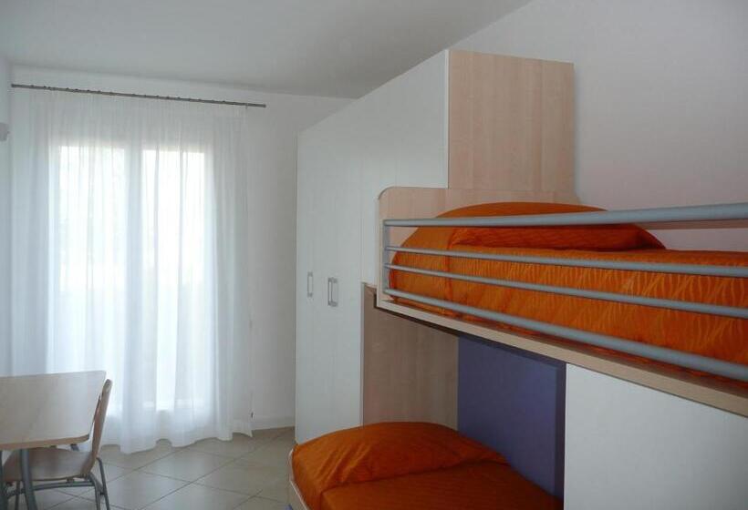带2个卧室的公寓, Villaggio Sant Andrea