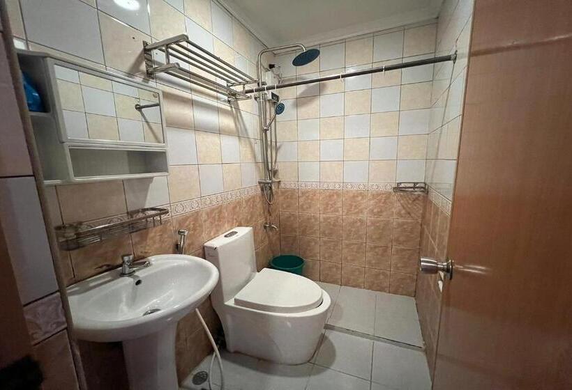 Номер Стандарт, Remedios Hotel Manila City Center