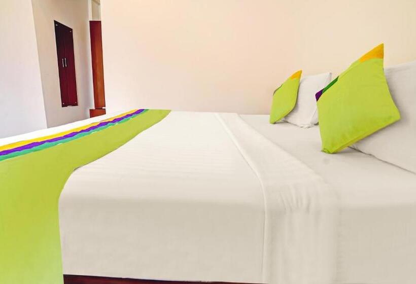 Quarto Estandar, Treebo Wanderlust Residency With Mountain View