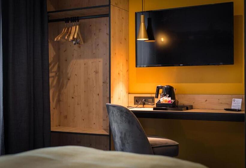 Номер Стандарт, L  Hôtel & Spa Ribeauville  Haut Koenigsbourg