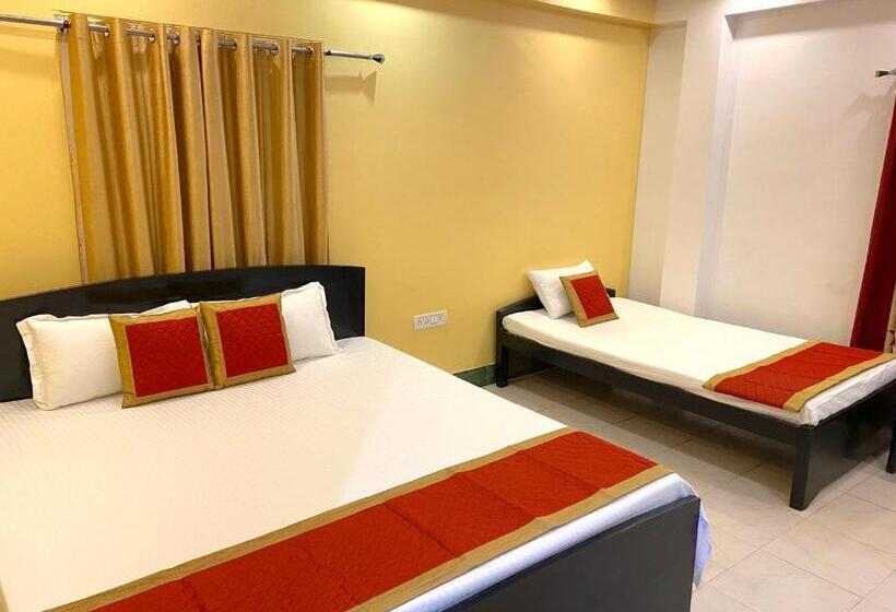 Quarto Familiar Deluxe, Shivanand