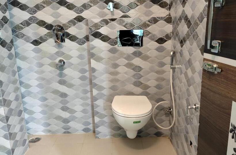 اتاق لوکس, Krishnabalram Wellness & Ayurveda Centre
