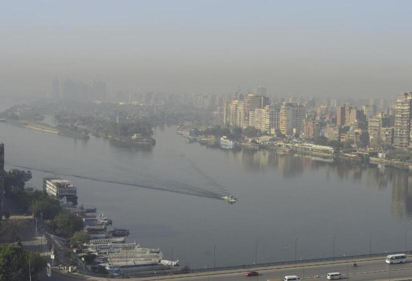 اتاق سوپریور با چشم‌انداز رودخانه, Nile View Inn