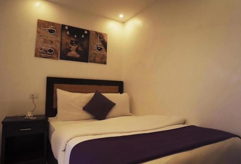 اتاق سوپریور با چشم‌انداز رودخانه, Nile View Inn