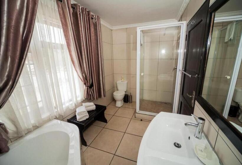 חדר דחוקס עם מיטת קינג, Silverton Travel Lodge