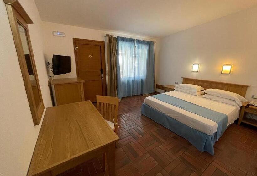 ファミリールーム, Le Mandrelle Beach Resort