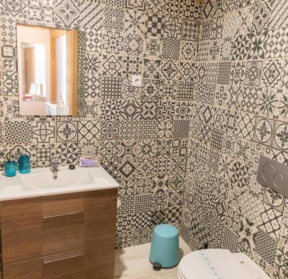 Семейный Номер, Alvorkitecenter Guesthouse
