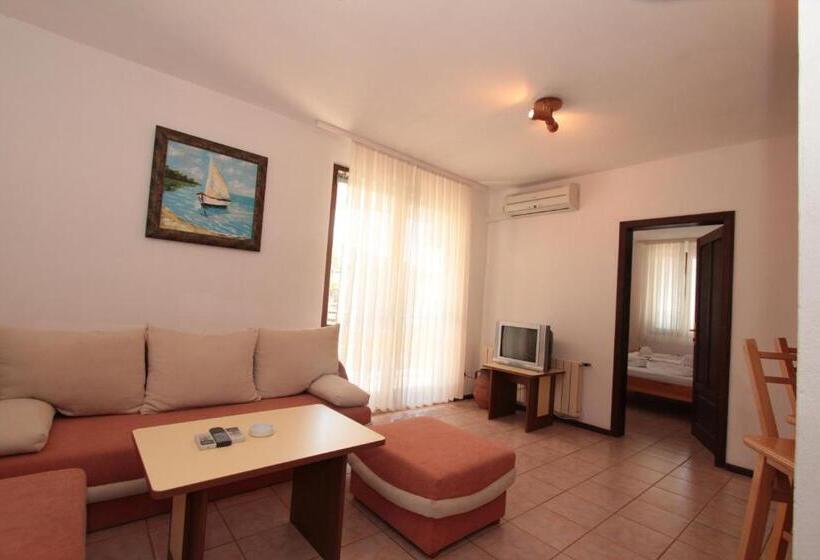 Люкс 3 Спальни, Villas Sozopol