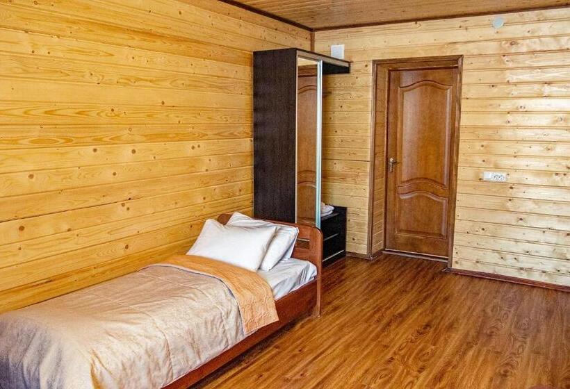 3-Bett-Standardzimmer, готель поляницький